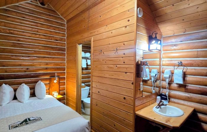 Alpine Lodge