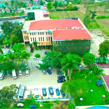 Lush Garden Hotel