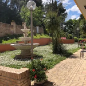 天堂鄉間別墅飯店 住宿飯店