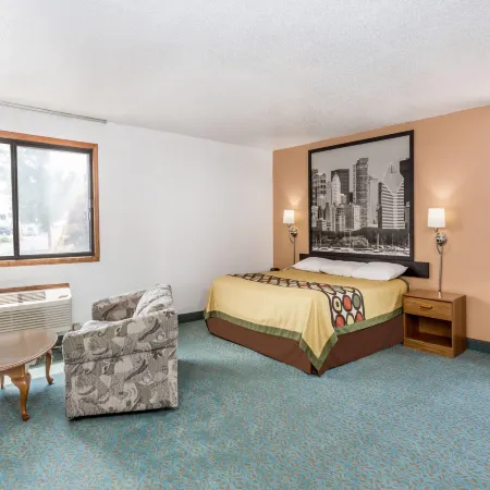 Super 8 by Wyndham Bourbonnais/Kankakee Area