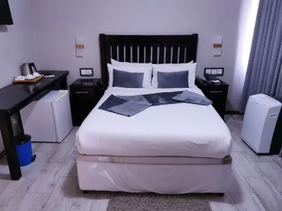 Hotel Redcliff Hotels in 