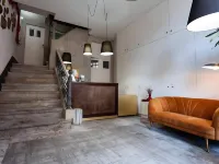 YOUROPO - Taipas Hotels near Palacio da Bolsa