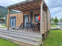 奧西亞赫湖附近的高級移動住宅