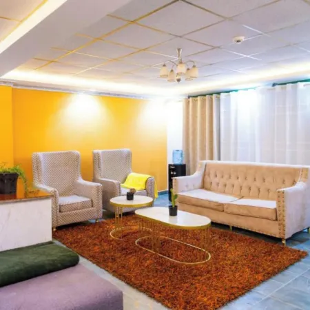 Villaroma Furnished Penthouse Suites Отели в г. Элдорета