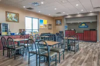 Days Inn by Wyndham Central San Antonio NW Medical Center - spa