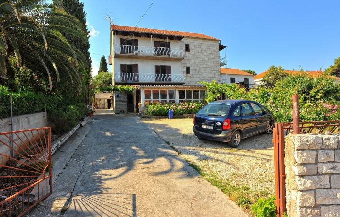 Apartments Mar