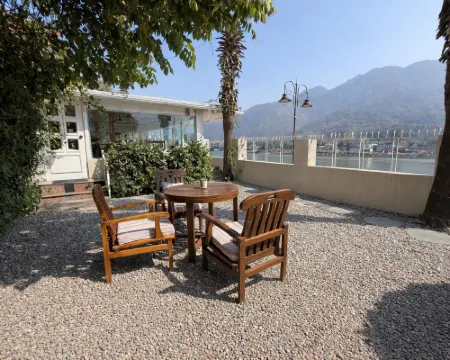 Yog Niketan by Sanskriti Hotels in Rishikesh