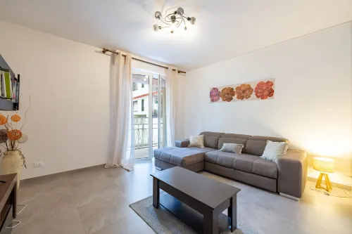 Onda Serena Apartment by Wonderful Italy - مطابخ