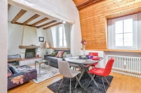Comfortable Duplex - in the Heart of Angers for 8