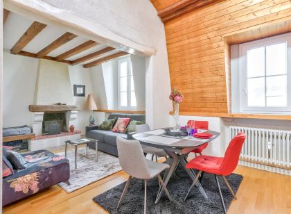 Comfortable Duplex - in the Heart of Angers for 8
