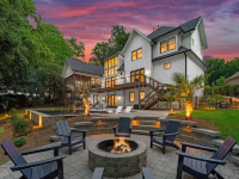 Northshore Landing Hotels in Westport