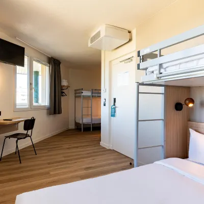 Kyriad ECO - Marne-la-Vallée Bussy-Saint-Georges Hotels near Monastere Fo Guang Shan France