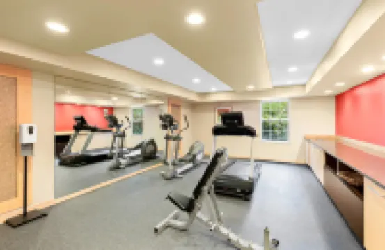 MainStay Suites Middleburg Heights Cleveland Airport