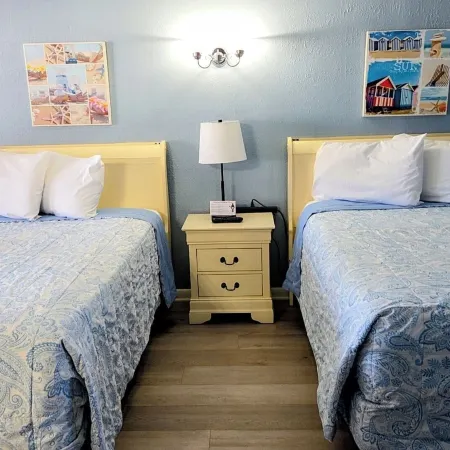 Pelican Point Motel