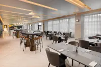 銀石希爾頓花園飯店 - 早餐