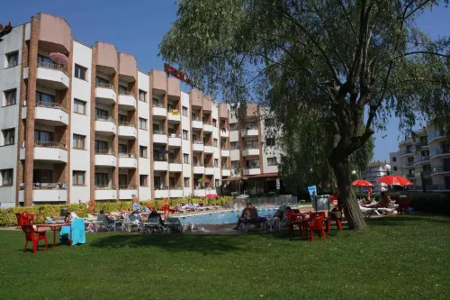 Aparthotel Las Mariposas - Condos