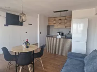 Spacious 3 Bedroom Apartment with Balcony and AC in Castellón