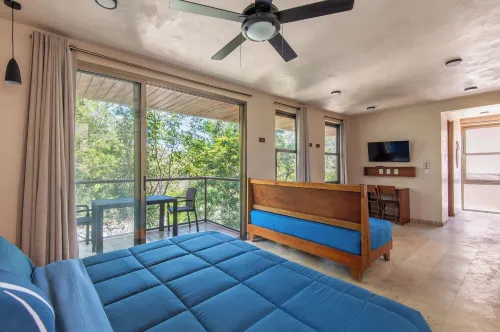 Santuario Apartments