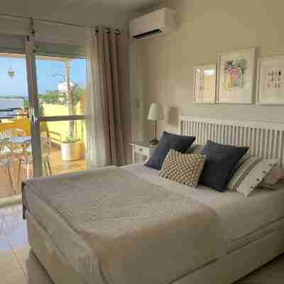 Precioso apartamento cerca de Marbella con vistas y playa Rooms