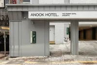 The Nox Hotel