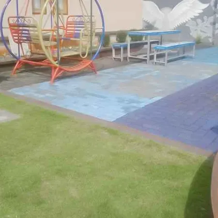 Kedai Oma Syariah Mitra RedDoorz