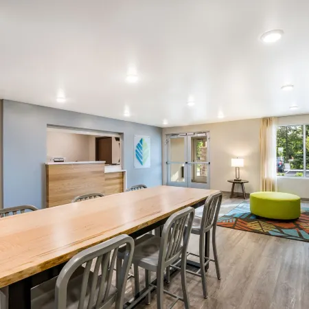 WoodSpring Suites Portland Vancouver