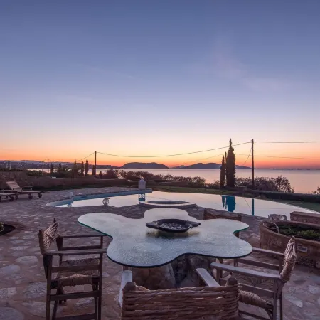 Beautiful Villa Near Sea in Peloponnese
