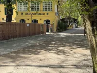 Menterschwaige莊園酒店 – 傳承精品酒店，盡顯永恆優雅 鄰近海拉布伦动物园的酒店