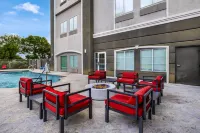 La Quinta Inn & Suites by Wyndham Alvin