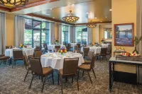 Embassy Suites by Hilton Sacramento Riverfront Promenade - Parking