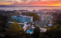 Hotel Carbona Thermal Spa Hotels in 