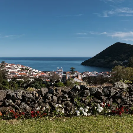 Casa do Becco - sobre o centro histórico e o oceano