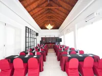 Grand Master Villa Tomohon Hotels in Tomohon
