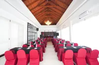 Grand Master Villa Tomohon