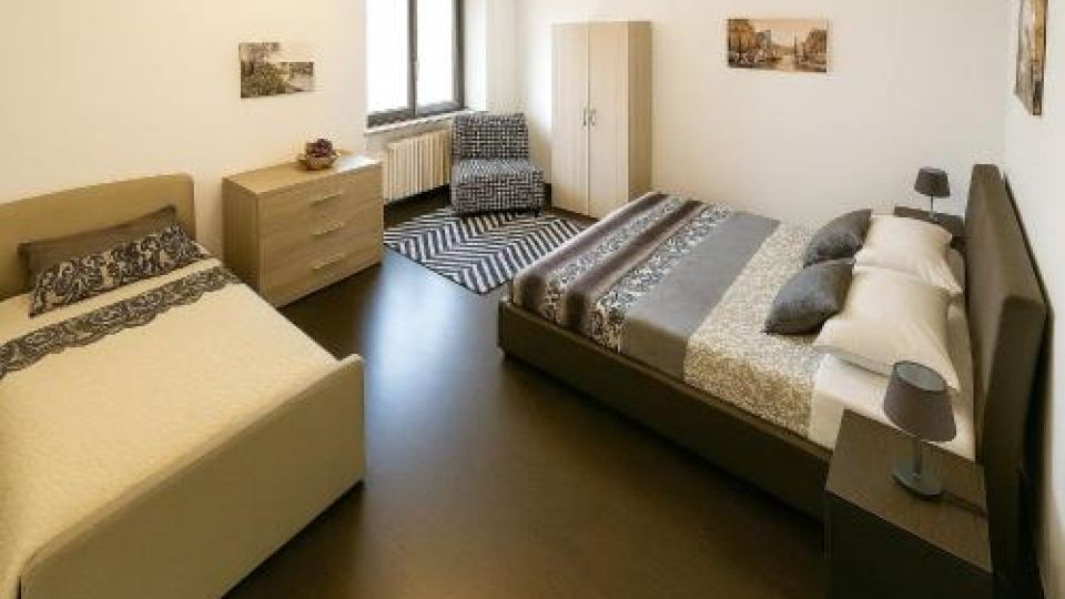 Lucini Ai Portici,Parcheggio Privato,Due Minuti Dal Bernina Express