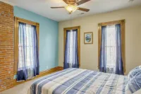 Historic Dubuque Gem < 1 Mi to Downtown! - 3-نجوم