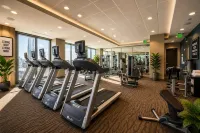 Midtown Atlanta 1BR Skyline Balcony Corner Condo by Piedmont Park | Luxe Pad - Condos
