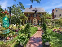 Pettigru Place Bed & Breakfast Hotels near McPherson Park