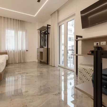 Lena Suites Sorrento Отели рядом с достопримечательностью «Пьяцца Лауро»