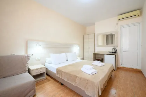 Albatros Hotel Allama Group