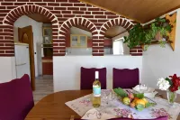 Peaceful countryside stay with terrace - 3-Star