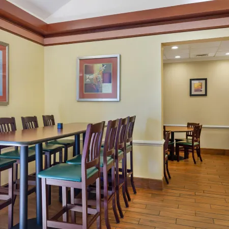 Best Western Plus Inn at Valley View
