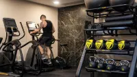 E1 Suites & Spa Aparthotel Style - Gym & Spa - Fitnessstudio