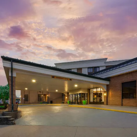 Best Western Plus Wooster Hotel Conference Center