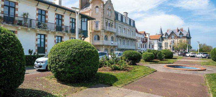 Maison Atalaye - Hôtel entièrement rénové Hotels in Biarritz