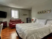 The Baker Hotel Hotels in Cranbrook