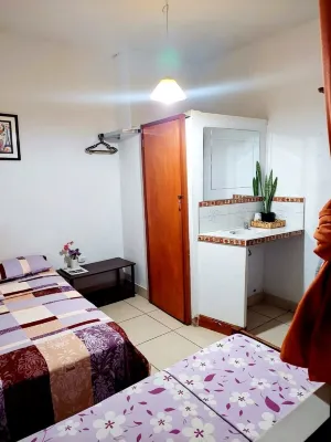 Kitara House Backpackers Hostel - Auberges de jeunesse
