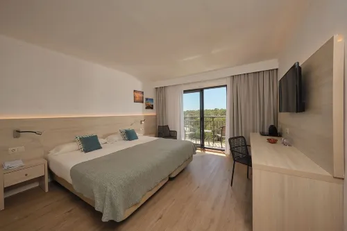 Hotel Playa Mondrago