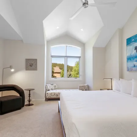 Legends 10 4Br 4ba 4 Bedroom Townhouse by RedAwning
