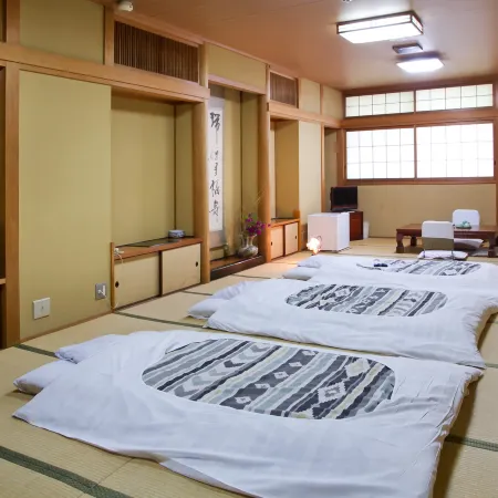 Hotel Hichifuku